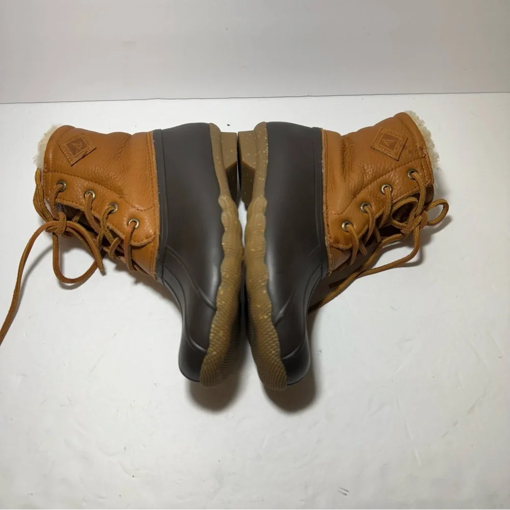 New Sperry Women's Saltwater Tan /Black  Winter Luxe Leather Duck Boot Size 6
